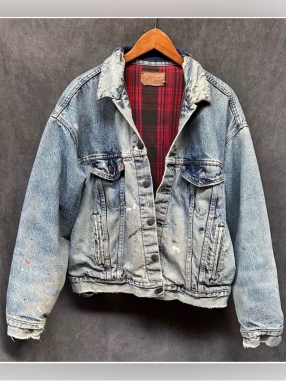 Distressed Vintage Levi’s trucker Jean Jacket 70417 Flannel Lined Men’s xL